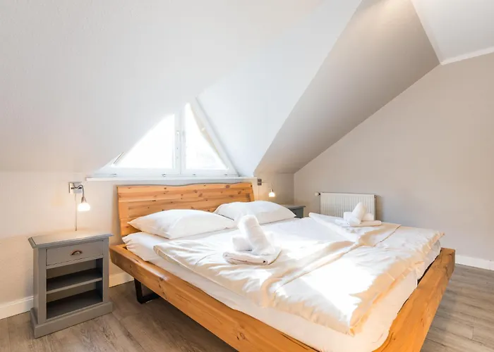 Alte Schule 4 * Staberdorf